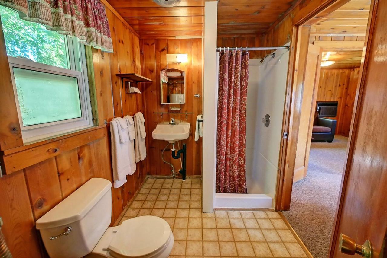 Idle A While Cabins Twisp Екстериор снимка
