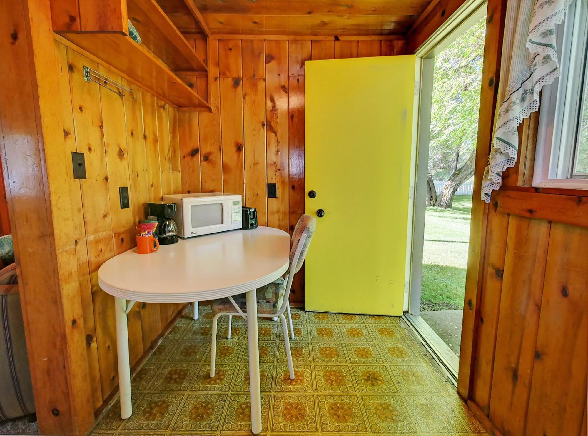Idle A While Cabins Twisp Екстериор снимка