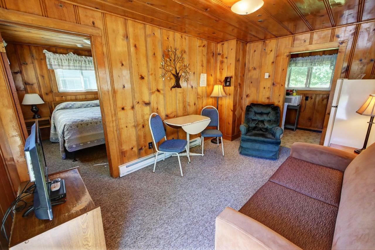 Idle A While Cabins Twisp Екстериор снимка