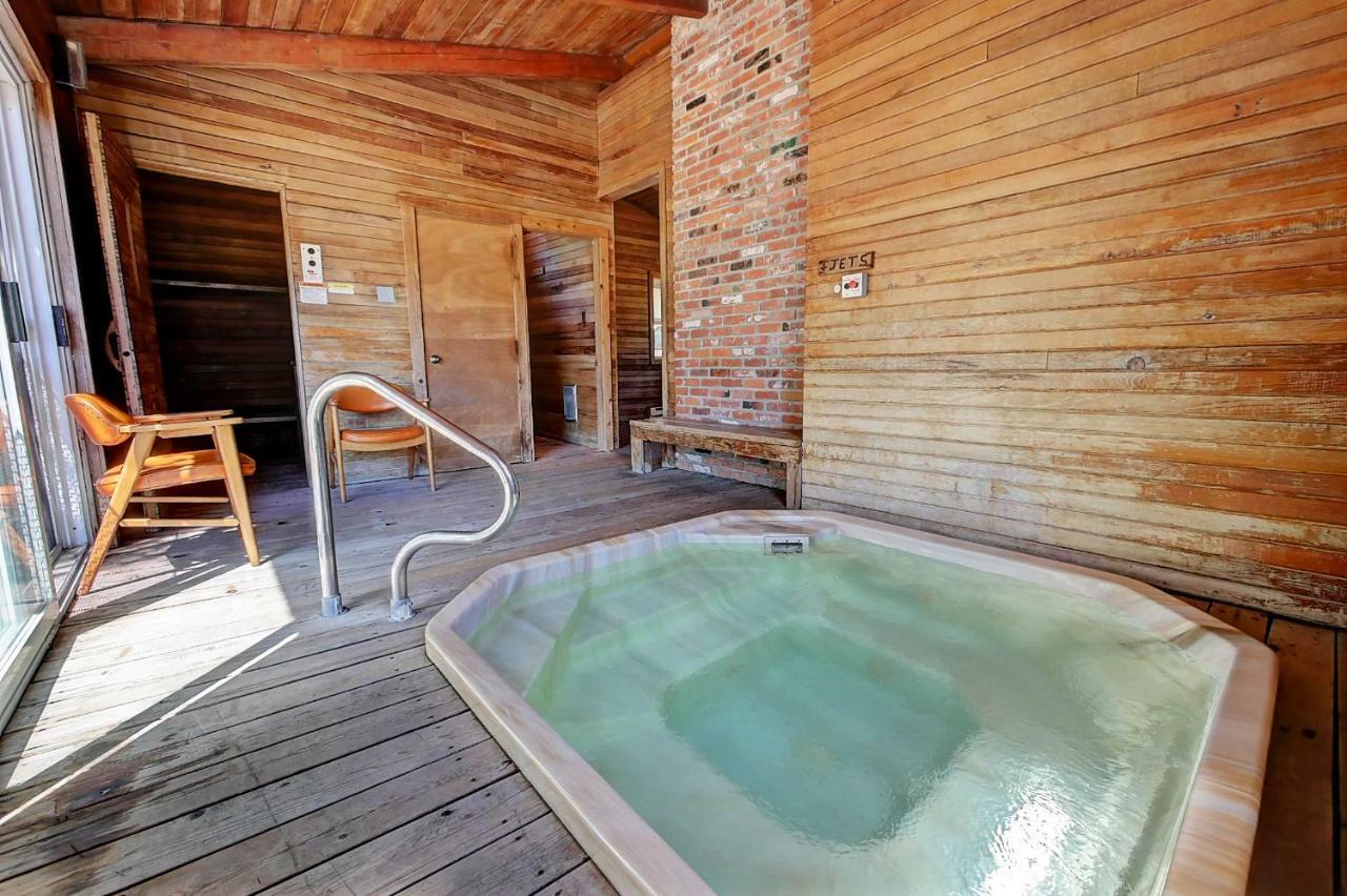 Idle A While Cabins Twisp Екстериор снимка