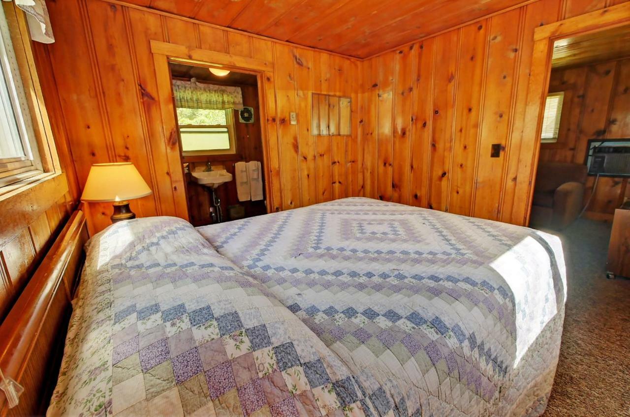 Idle A While Cabins Twisp Екстериор снимка